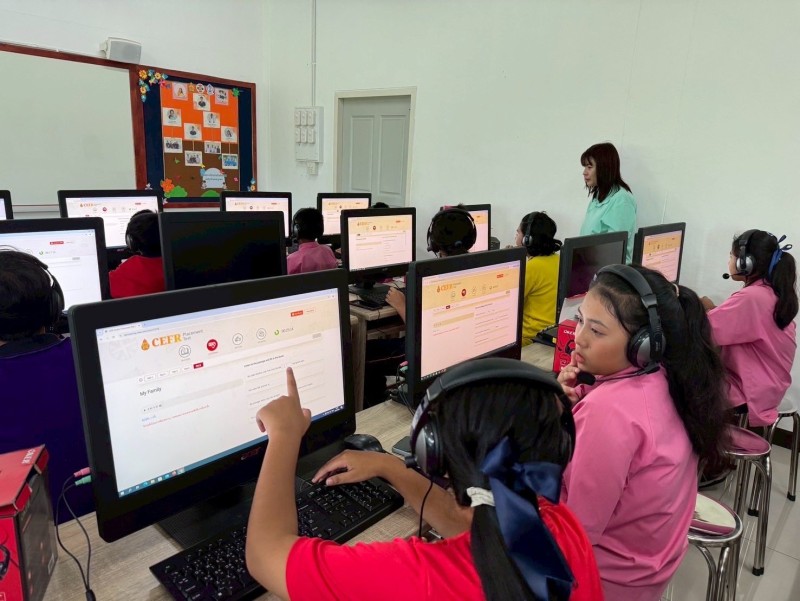 นักเรียนระดับชั้น ม.1/2 เข้ารับการทดสอบวัดระดับภาษาอังกฤษตามกรอบมาตรฐานความสามารถทางภาษา CEFR