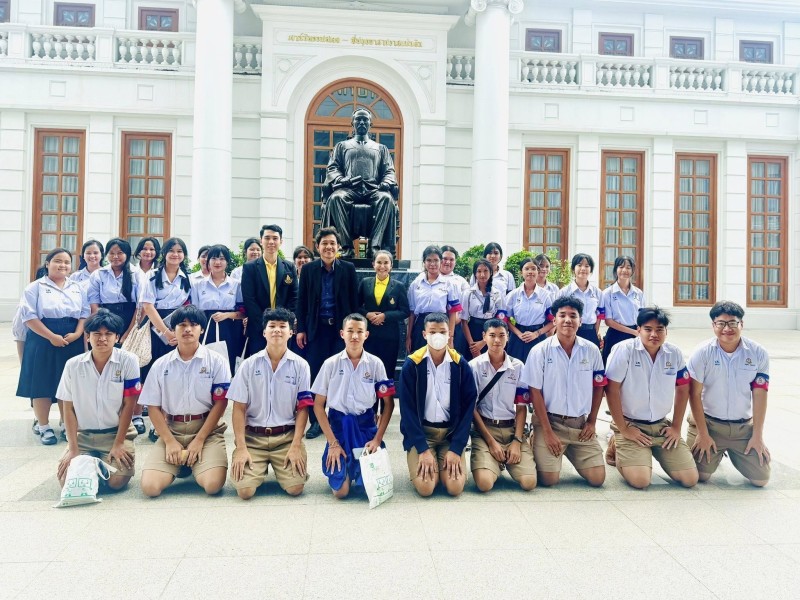 ศึกษาดูงานด้านประชาธิปไตย ที่ศูนย์ศึกษาประชาธิปไตย และพิพิธภัณฑ์ศาลปกครอง