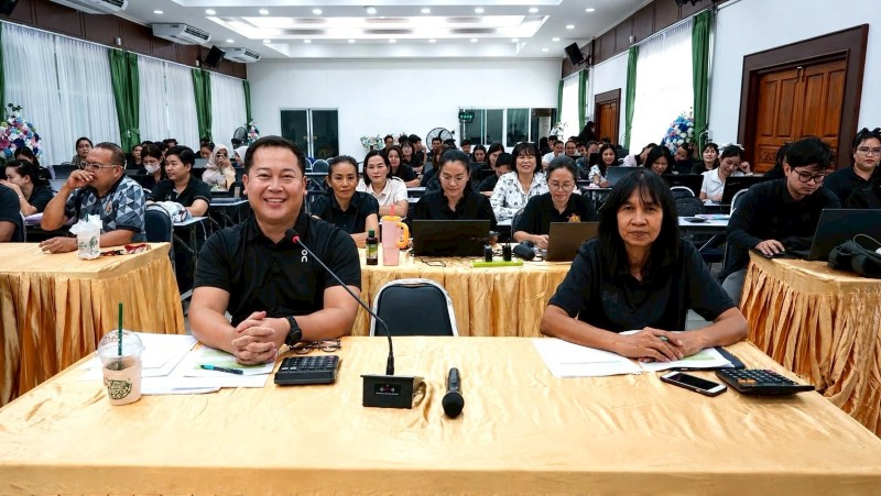 การประชุมพิจารณากลั่นกรองโครงการตามแผนปฎิบัติการประจำปี ปีการศึกษา 2569